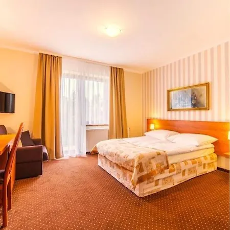 Lejlighed For 2 People, Dziwnówek
